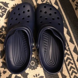 Crocs dark blue